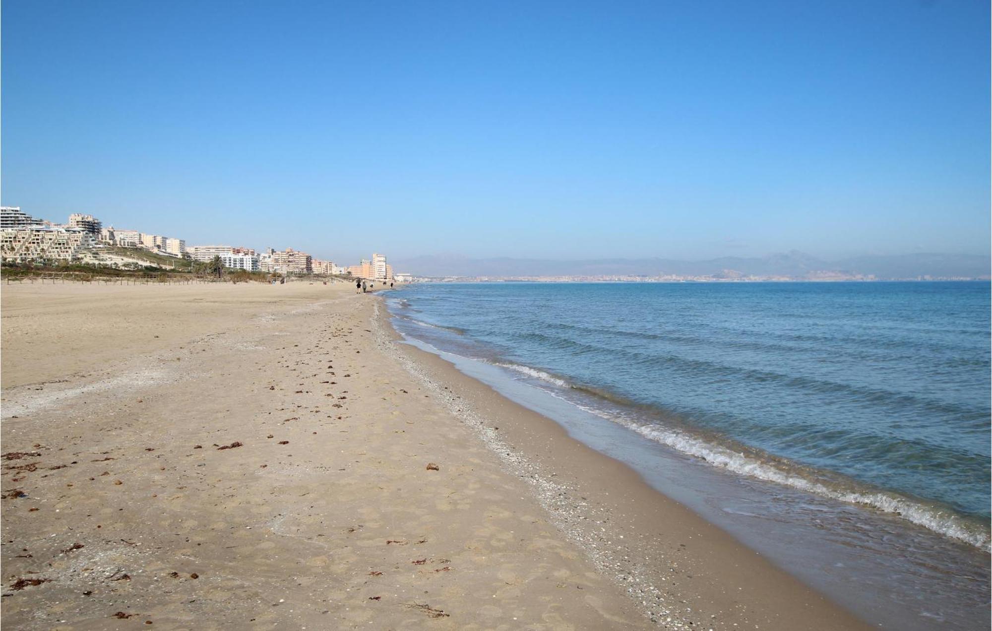 Beach Front Apartment In Los Arenales Del Sol Εξωτερικό φωτογραφία