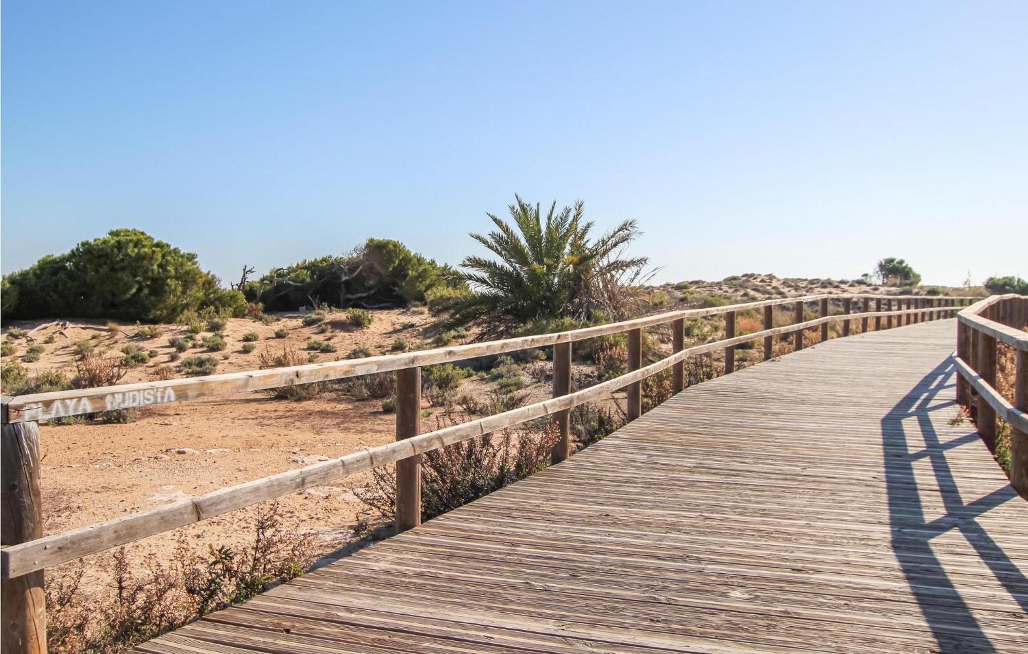 Beach Front Apartment In Los Arenales Del Sol Εξωτερικό φωτογραφία